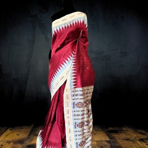maroon khandua silk saree with white border and anchal